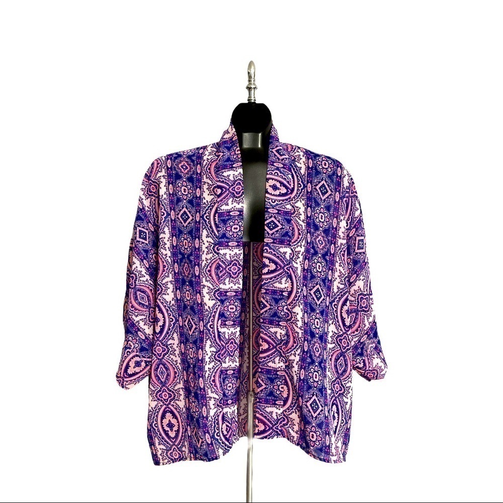 Pick 2/$25 FUN & Flirt Women’s Short Length Printed Kimono S